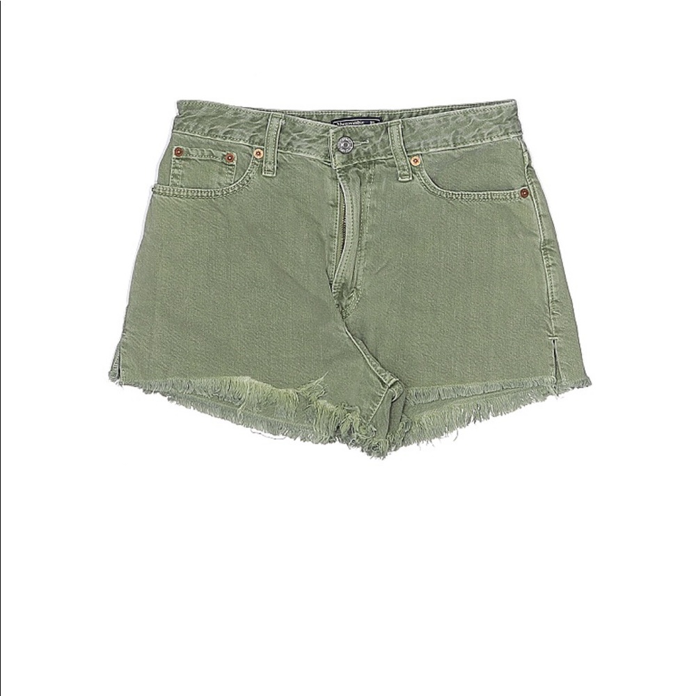 Like new Abercrombie shorts. 
1.5 inch inseam